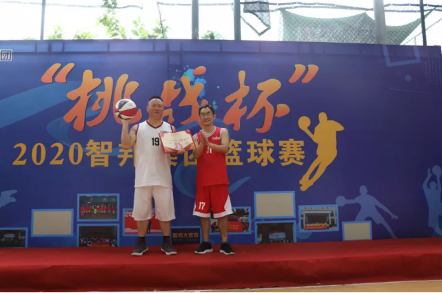 迎籃而上,挑戰自我